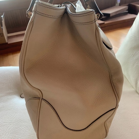 Gucci Diana Bamboo handles - Picture 3 of 8